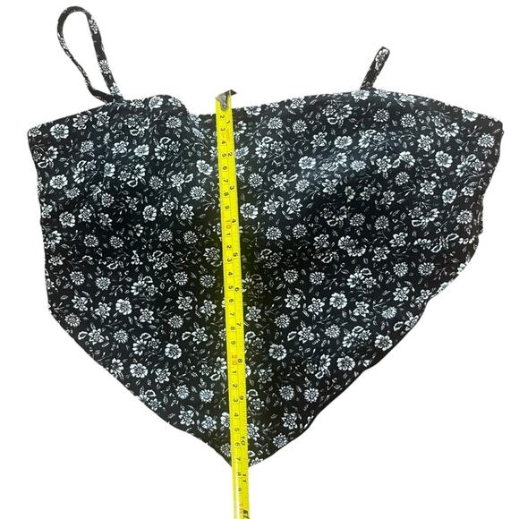 Sky & Sparrow Bandana Tie Back Top Womens Size Medium Black Floral Straps Y2K - Picture 5 of 5